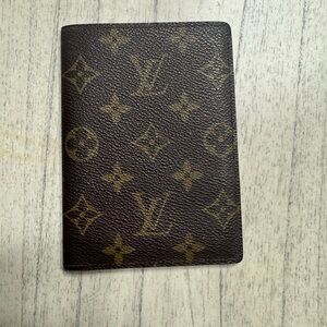 LV Passport holder